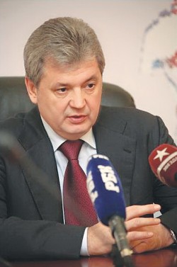 Анатолий Попов, замминистр регионального развития РФ Анатолий Попов, замминистр регионального развития РФ