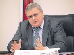 Генеральный директор государственной корпорации Фонда содействия реформированию ЖКХ Константин Цицин. Фото: www.stavregion.ru