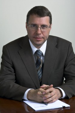 Николай Брусникин, Член Экспертного совета при Правительстве РФ, Генеральный директор ОАО «МКС» Николай Брусникин, Член Экспертного совета при Правительстве РФ, Генеральный директор ОАО «МКС»