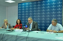 Пресс-конференция генерального директора государственной корпорации – Фонда содействия реформированию ЖКХ Константина Георгиевича Цицина на тему «Энергоэффективное и доступное жилье – качественно и в срок» Пресс-конференция генерального директора государственной корпорации – Фонда содействия реформированию ЖКХ Константина Георгиевича Цицина на тему «Энергоэффективное и доступное жилье – качественно и в срок»